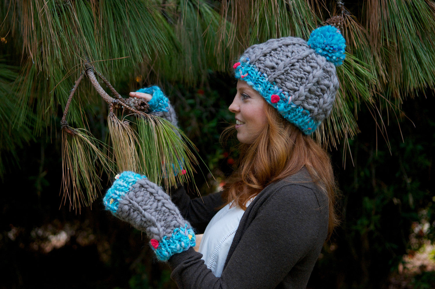 Winter Wonderland Hat & Glove Knit Patterns