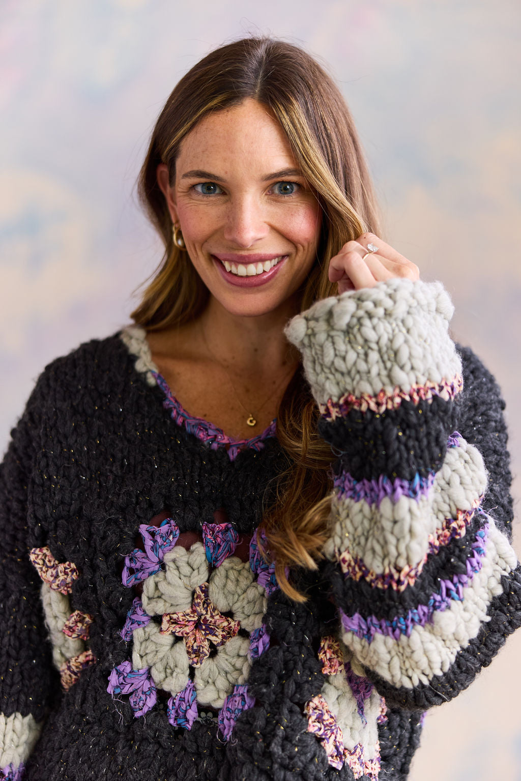 Roadtrip Sweater ~ Graphite / Fog Heather Sample 3