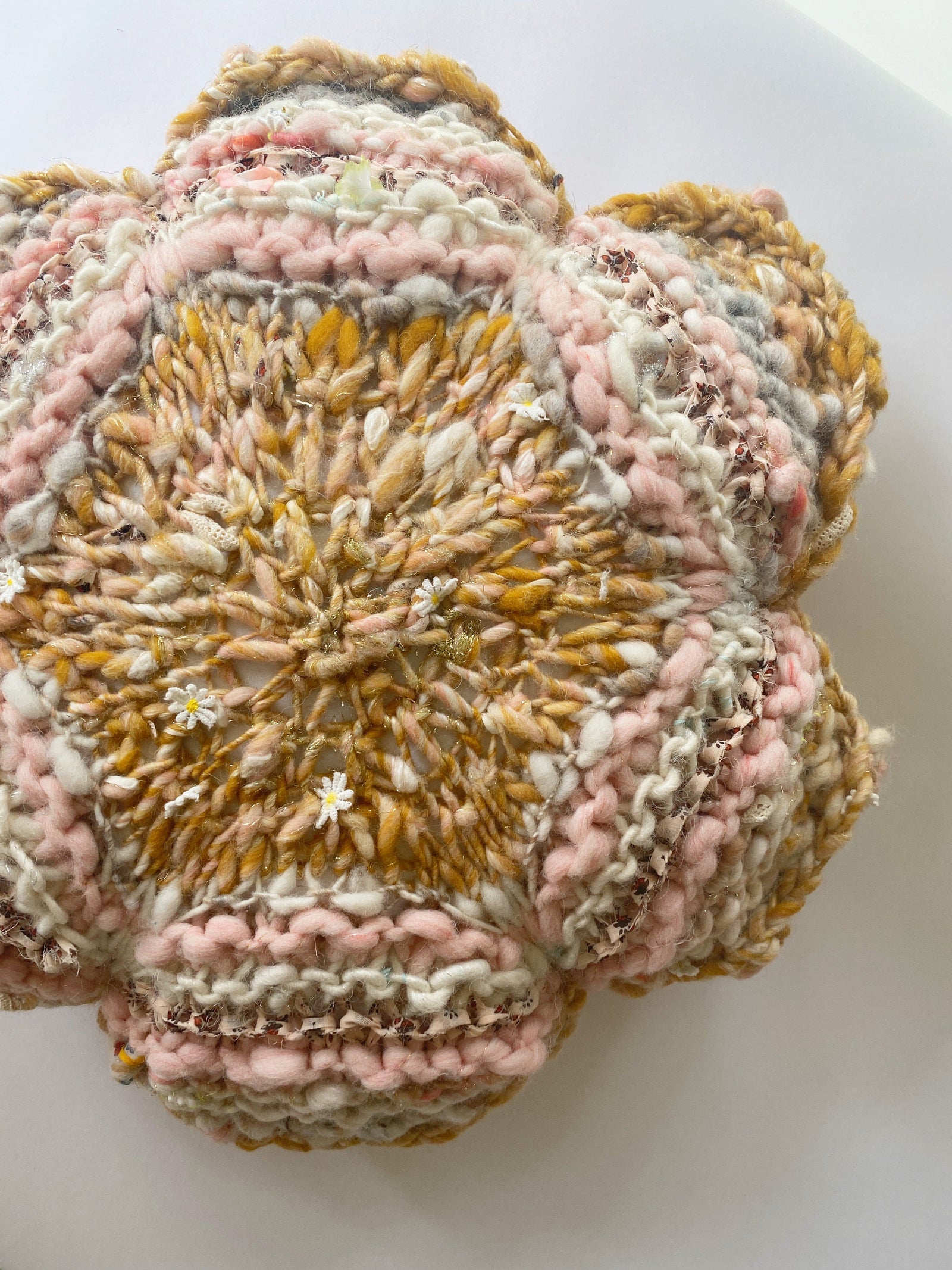 Daisy Pillow Pattern