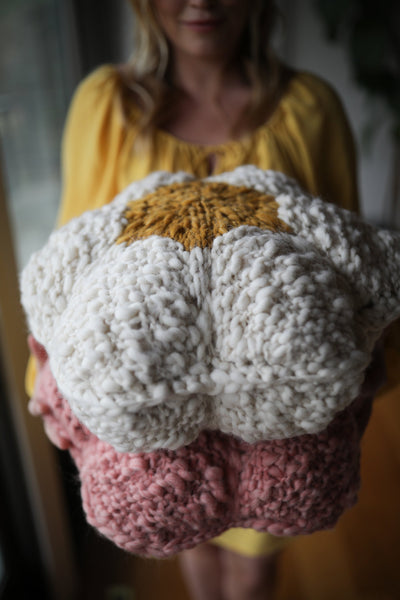 Knit Collage Daisy Pillow Kit