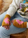 Knit Collage Daisy Wristlet Pattern