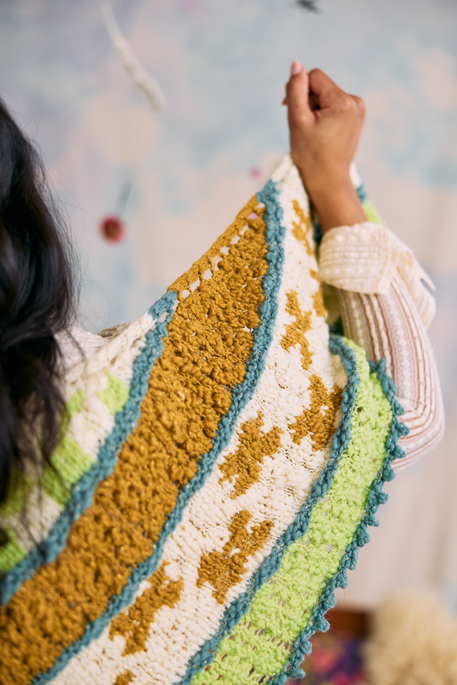 Dew Drop Crescent Shawl Pattern