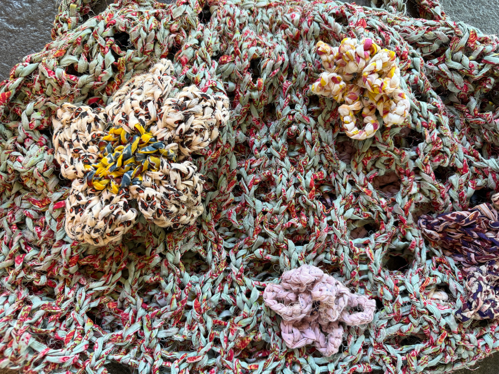 Flower Power Market Bag ~ Sage Green Sample 70