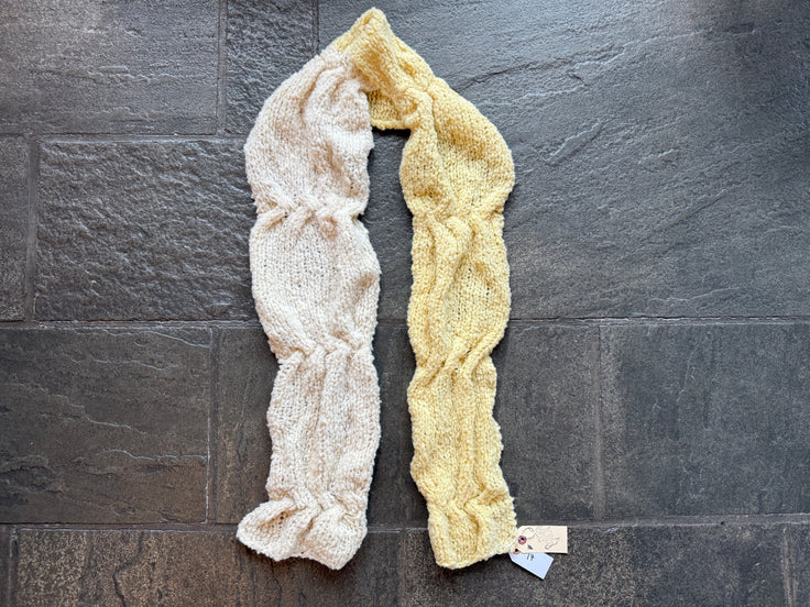 Le Slouch Scarf ~ Sunshine / Polar Bear Sample 17