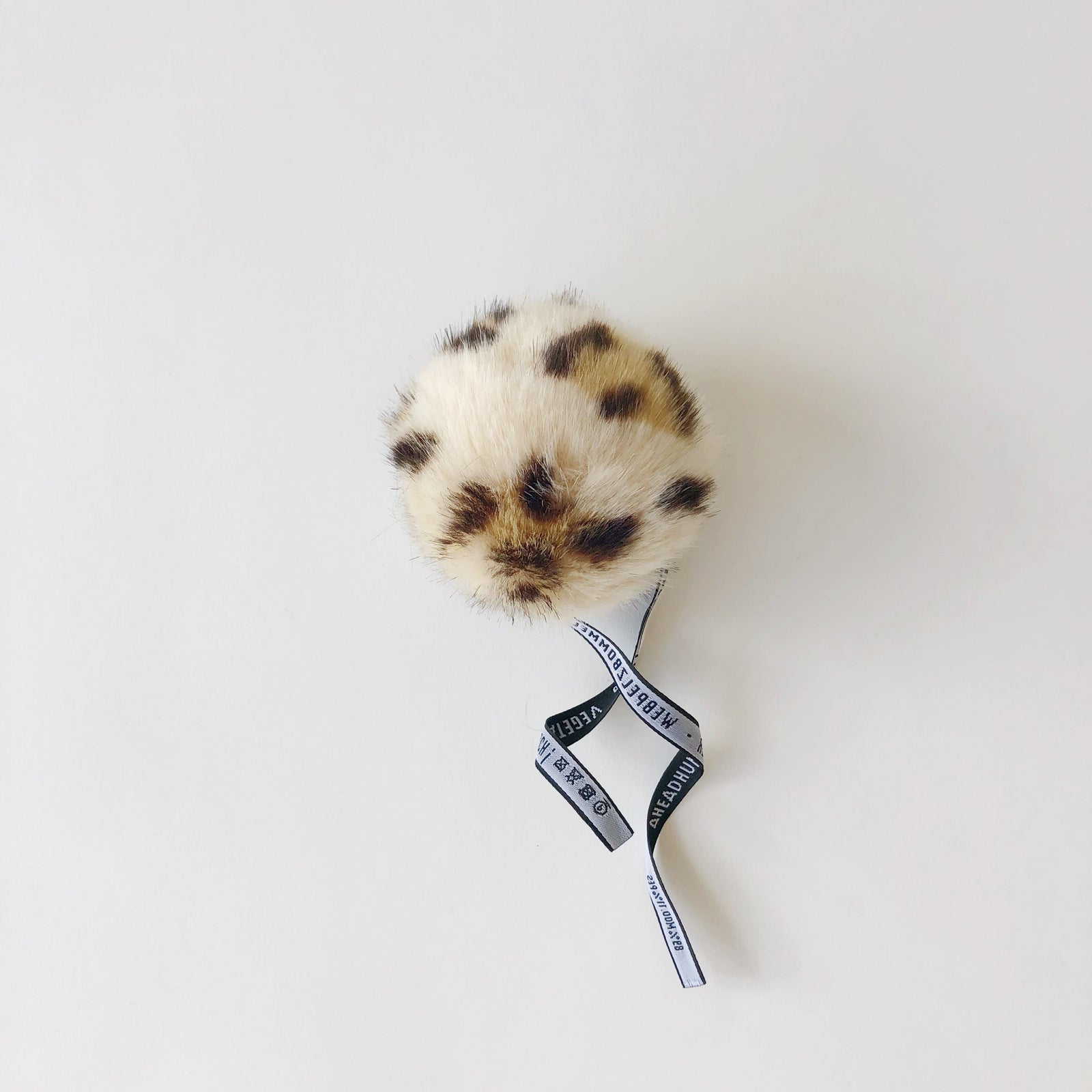 Leopard Light Pom Pom