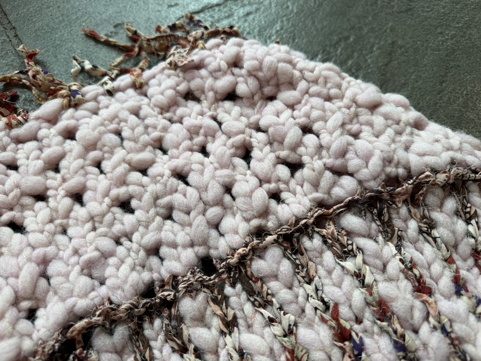 Tambourine Wrap ~ Lavender Dust / Blush Happy Sample 11