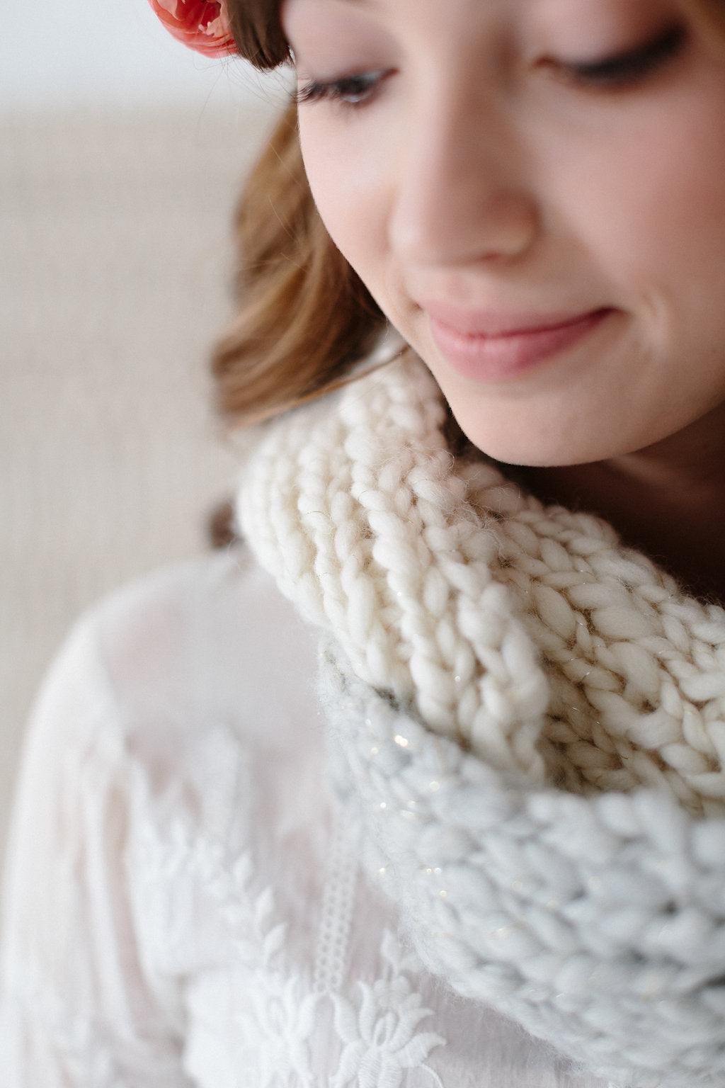 Knitspiration Cowl Pattern ~ free knitting pattern from knit collage bulky chunky knit cowl