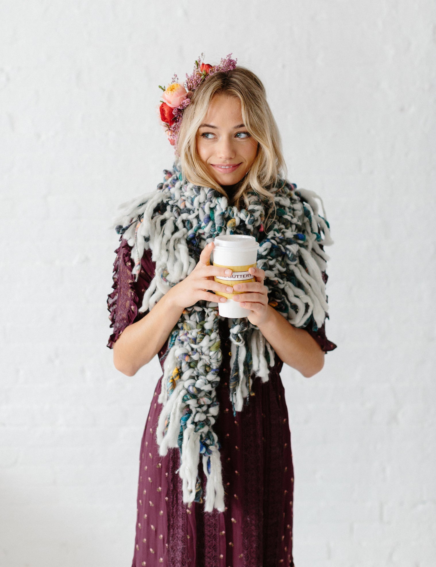 Wild Cat Fringe Scarf Pattern by Knit Collage, simple chunky knit scarf for bulky yarns